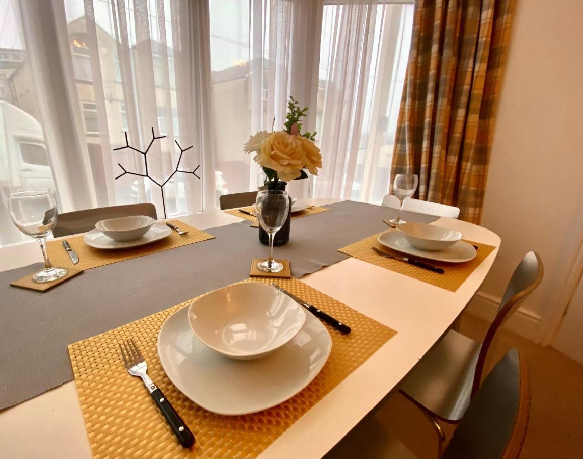 Blackpool Abode - The Buttercup Suite Екстер'єр фото