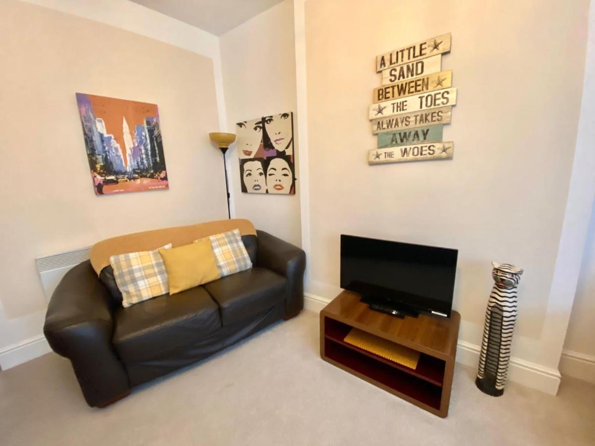 Blackpool Abode - The Buttercup Suite Екстер'єр фото