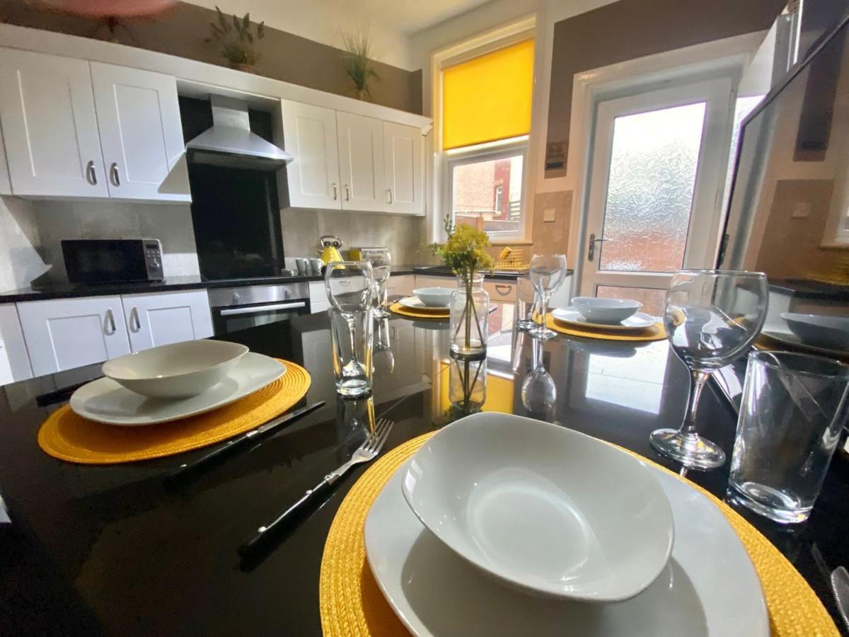 Blackpool Abode - The Buttercup Suite Екстер'єр фото